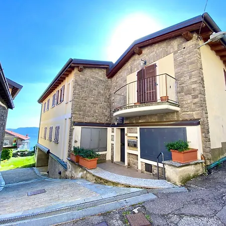 “casa Mia” チェルノッビオ